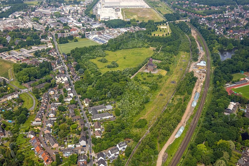 Aerial view, site with historic pithead frame of Sterkrade colliery, construction site, Schwarze Heide, Oberhausen, Ruhr area, North Rhine-Westphalia, Germany, construction work, construction area, construction site, building site, construction project, DE, Europe, aerial view, aerial photography, aerial photography, new building, overview, bird's eye view, colliery, birds-eyes view, overview, OberhausenNord