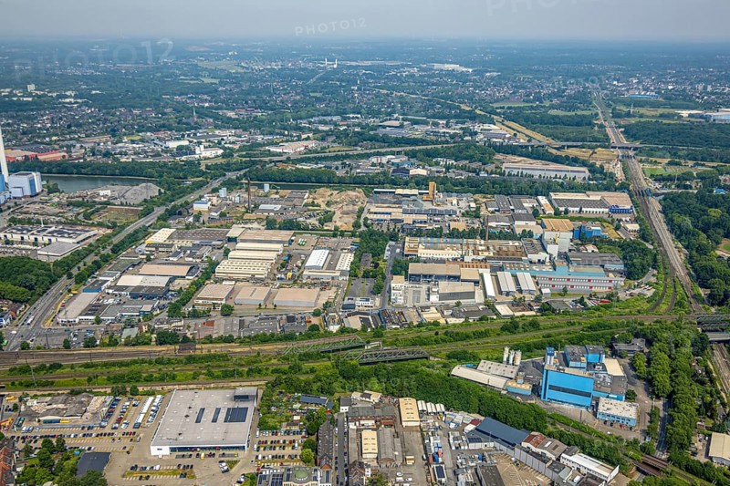 Aerial view, industrial area West 2, industrial area Zum Eisenhammer, Oberhausen, Ruhr area, North Rhine-Westphalia, Germany, DE, Europe, commercial enterprises, commercial area, commercial area, commercial property, commercial site, commercial use, industrial area, industrial site, aerial view, aerial photography, aerial photography, overview, bird's-eye view, overview, OberhausenSued