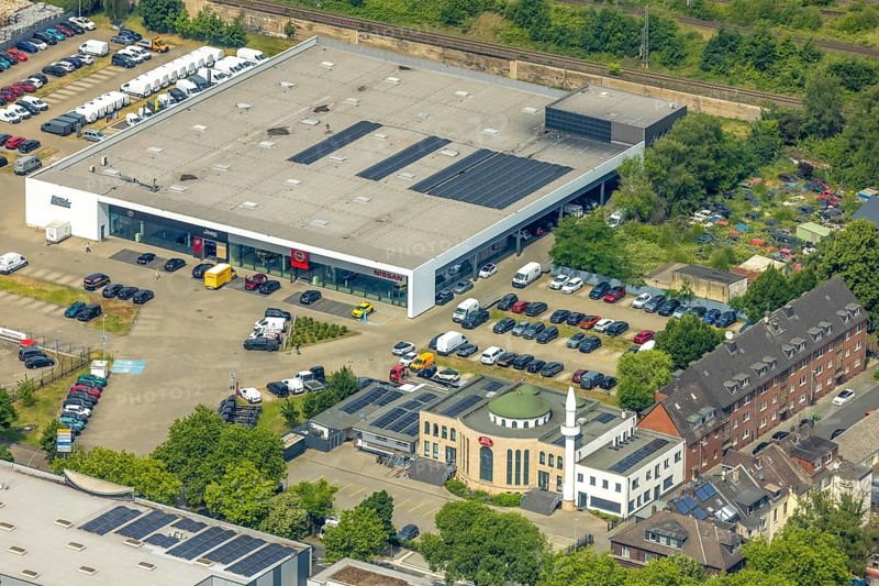 Aerial view, Autohaus Bernds, DITIB Zentralmoschee Oberhausen an der Duisburger Straße, Oberhausen, Ruhr area, North Rhine-Westphalia, Germany, place of worship, DE, Europe, religious community, place of worship, holy place, church, parish, denomination, aerial view, aerial photography, aerial photography, religion, religious site, overview, bird's-eye view, overview, OberhausenSued