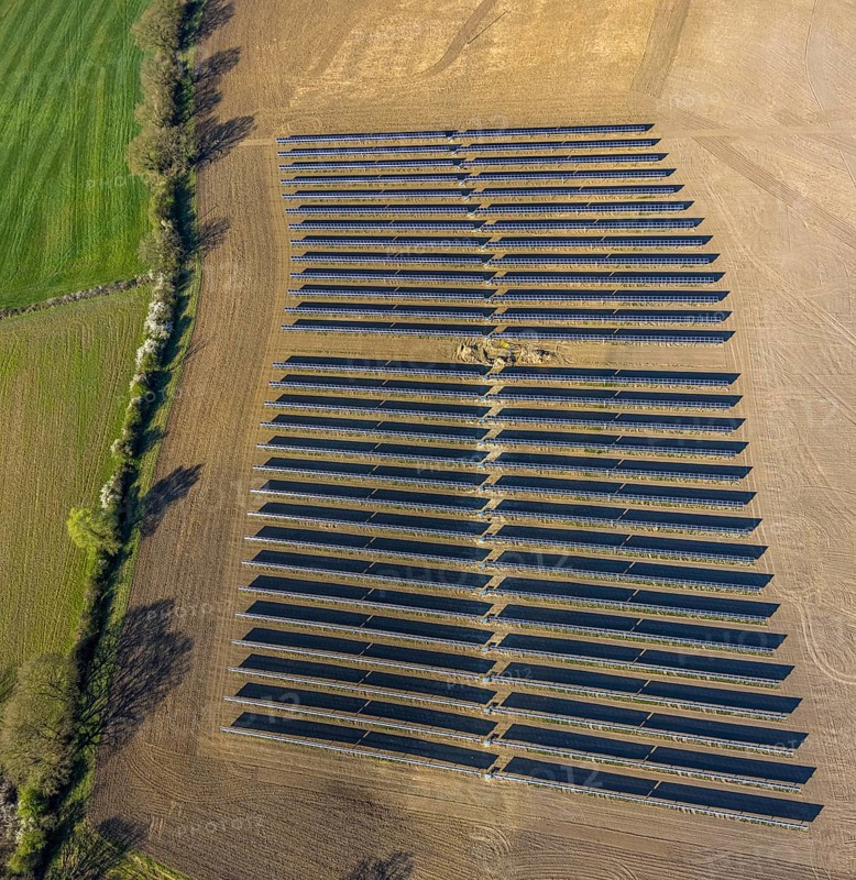 Aerial photo, solar park, open space photovoltaic plant in the farming community of Berger, Nordkirchen, Münsterland, North Rhine-Westphalia, Germany, DE, Europe, photovoltaic, aerial photo, aerial photography, aerial photography, photovoltaic plant, solar, solar plant, solar energy, solar panel, solar power plant, overview, bird's-eye view, overview