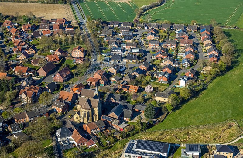 Aerial view, catholic church St. Dionysius, residential area district Capelle, Nordkirchen, Münsterland, North Rhine-Westphalia, Germany, place of worship, DE, Europe, religious community, place of worship, holy place, church, parish, denomination, aerial view, aerial photography, aerial photography, religion, religious site, overview, bird's-eye view, bird's-eye view, overview