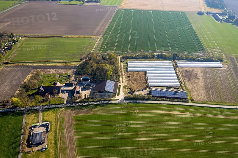 Aerial view, agricultural farm and greenhouses, Capelle, Nordkirchen, Münsterland, North Rhine-Westphalia, Germany, DE, Europe, aerial view, aerial photography, aerial photography, overview, bird's-eye view, birds-eyes view, overview
