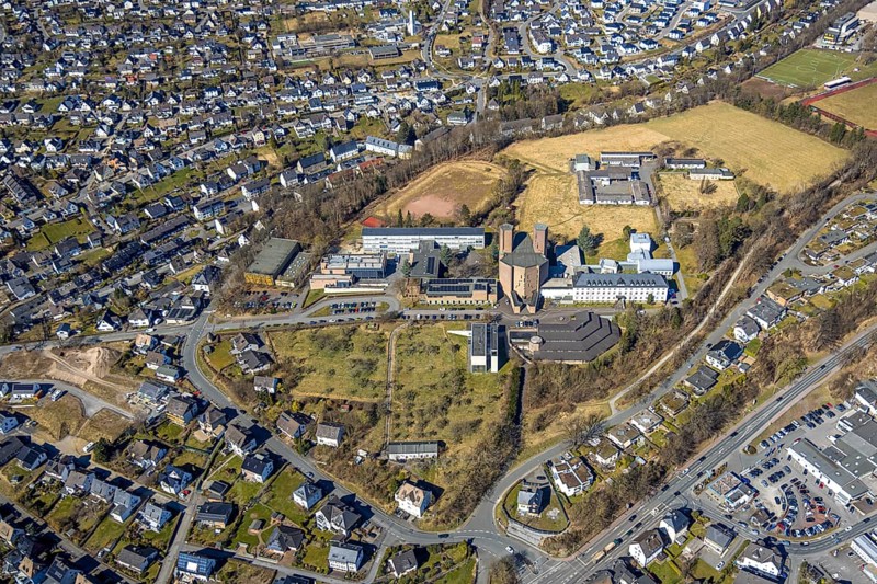 Aerial view, Abbey Königsmünster monastery with Benedictine grammar school, Meschede town, Meschede, Sauerland, North Rhine-Westphalia, Germany, education, educational institution, DE, Europe, grammar school, monastery, educational institute, aerial view, aerial photography, aerial photography, school, overview, bird's-eye view, overview