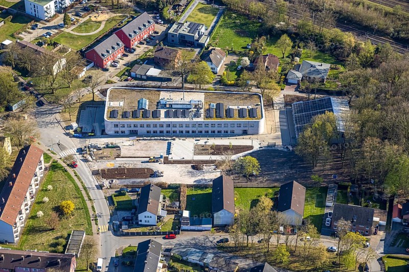 Aerial view, construction site and new building of the Osterfeldschule, Lünen, Ruhr area, North Rhine-Westphalia, Germany, construction work, construction area, construction site, building plots, construction project, construction site, education, educational institution, DE, Europe, educational institute, aerial view, aerial photography, aerial photography, Münsterland, school, overview, bird's-eye view, overview