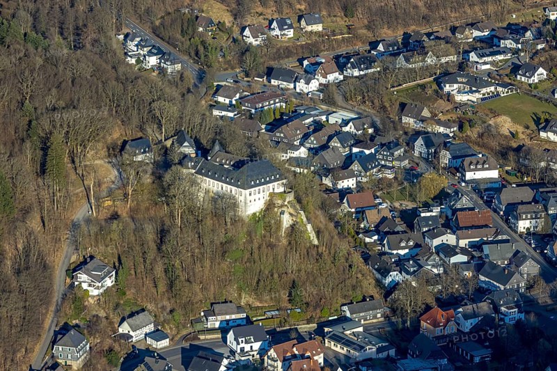 Aerial view, Bilstein Castle, youth hostel and historical sight, Bilstein, Lennestadt, Sauerland, North Rhine-Westphalia, Germany, castle, DE, DJH youth hostel, Europe, youth hostel, aerial photograph, aerial photography, aerial photography, castle, overview, bird's-eye view, birds-eyes view, overview