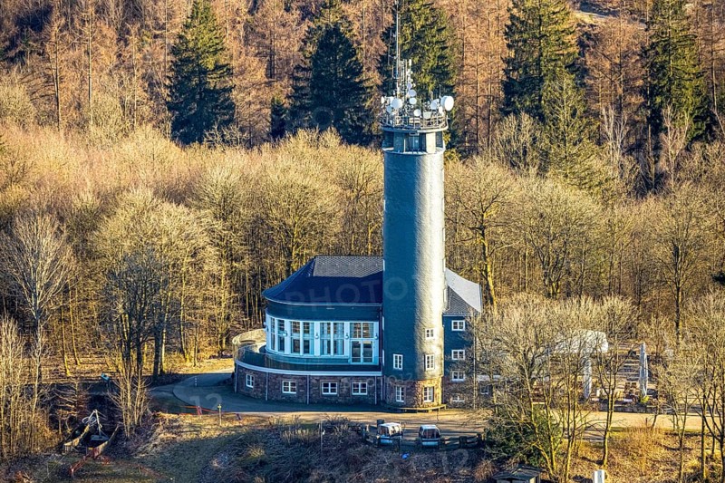 Aerial view, Hohe Bracht Café and Observation Tower, Bilstein, Lennestadt, Sauerland, North Rhine-Westphalia, Germany, viewpoint, observation tower, mountain top, café, DE, monument, recreation area, Europe, inn, gastronomy, aerial view, aerial photography, aerial photography, restaurant, broadcasting tower, tower, overview, bird's eye view, birds-eyes view, overview