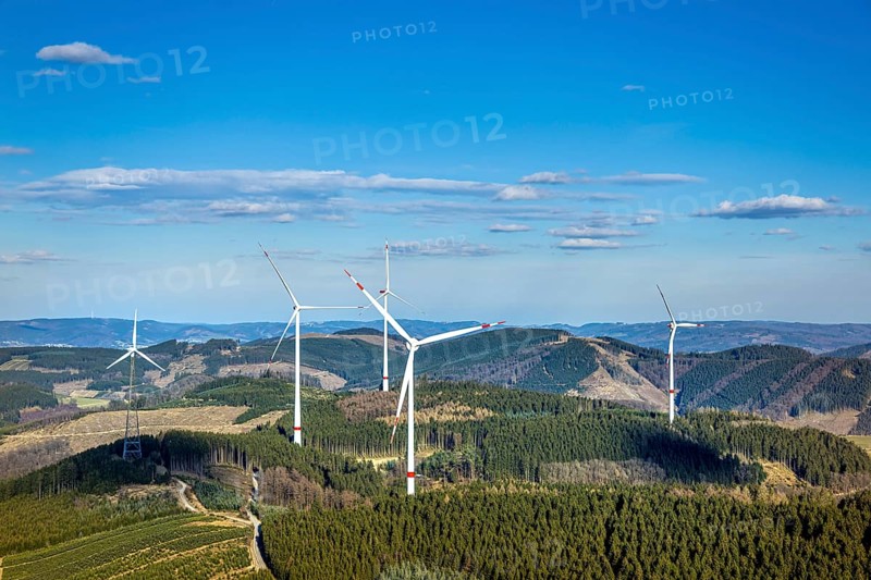 Aerial photo, wind turbine park, wind power plant, Langenei, blue sky and distant view, forest prayer with forest damage, Lennestadt, Sauerland, North Rhine-Westphalia, Germany, alternative energy, DE, Europe, aerial photo, aerial photography, aerial photography, overview, bird's-eye view, WEA, wind energy, wind power, wind farm, wind turbine, wind turbines, birds-eyes view, overview