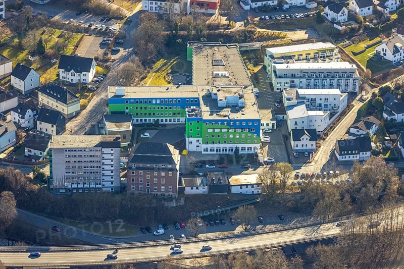 Aerial view, GFO Kliniken Südwestfalen - St. Josefs-Hospital Lennestadt Allgemeinkrankenhaus und Hospiz zur Heiligen Elisabeth e.V., Altenhundem, Lennestadt, Sauerland, North Rhine-Westphalia, Germany, education, educational institution, DE, Europe, healthcare, hospital, clinic, clinic centre, hospital, teaching institute, aerial view, aerial photography, aerial photography, medical facility, medical aid, school, overview, bird's eye view, birds-eyes view, overview, medical care