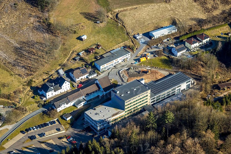 Aerial view, Burgweg industrial estate with Bals Elektrotechnik GmbH electrical appliance supplier, construction site, Albaum, Kirchhundem, Sauerland, North Rhine-Westphalia, Germany, construction work, construction area, building site, building plots, construction measure, construction project, DE, Europe, commercial enterprises, commercial area, commercial property, commercial site, commercial use, industrial area, industrial site, aerial photograph, aerial photography, aerial photography, overview, bird's eye view, birds-eyes view, overview