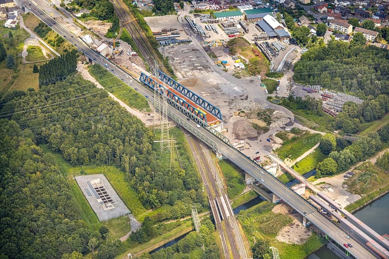 Aerial view, large construction site motorway junction Herne with tunnel construction, motorway A43 between Recklinghausen Emscher- and Rhein-Herne-Kanal overpass and exit Bochum Riehmke, motorway A42, Baukau-West, Herne, Ruhr area, North Rhine-Westphalia, Germany, construction work, construction area, building site, building plots, construction project, building site, Europe, large construction site #Herne #aerial view #aerial photography #aerial photography #aerial photography #North Rhine-Westphalia #North Rhine-Westphalia #Ruhr area #overview #bird perspective