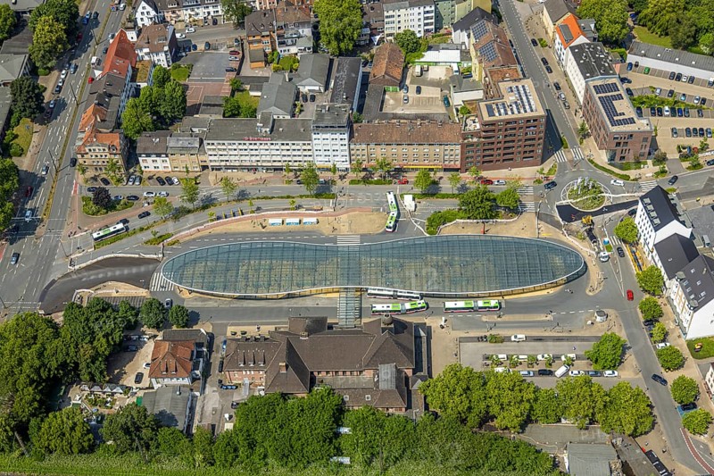 Aerial view, bus station with futuristic roof at Konrad-Adenauer-Platz, Herne main station, Baukau, Herne, Ruhr area, North Rhine-Westphalia, Germany, railway area, railway station, bus, bus station, bus stop, buses, DE, Deutsche Bahn AG, Europe, railway tracks, tracks, main station, central station, roundabout, roundabout, aerial view, aerial photography, aerial photography, bus station, overview, bird's-eye view, ZOB, birds-eyes view, overview, HernerechtsderA43