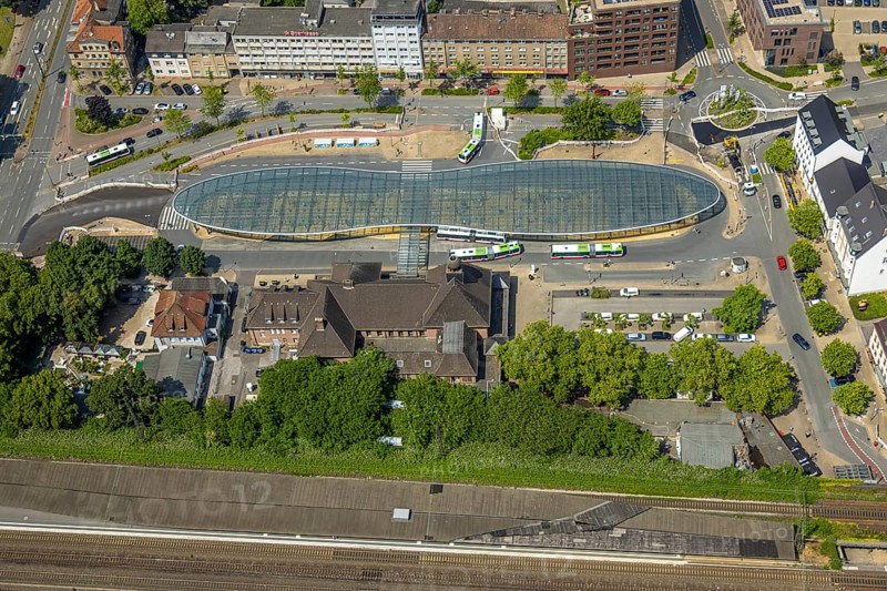 Aerial view, bus station with futuristic roof at Konrad-Adenauer-Platz, Herne main station, Baukau, Herne, Ruhr area, North Rhine-Westphalia, Germany, railway area, railway station, bus, bus station, bus stop, buses, DE, Deutsche Bahn AG, Europe, railway tracks, tracks, main station, central station, roundabout, roundabout, aerial view, aerial photography, aerial photography, bus station, overview, bird's-eye view, ZOB, birds-eyes view, overview, HernerechtsderA43