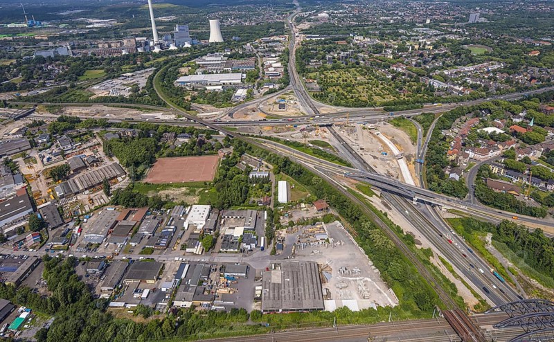 Aerial view, large construction site motorway junction Herne with tunnel construction, motorway A43 and motorway A42, behind the STEAG cogeneration plant Herne, Baukau-West, Herne, Ruhr area, North Rhine-Westphalia, Germany, construction work, construction area, building site, building plots, construction project, construction site, DE, Europe, large construction site, aerial view, aerial photography, aerial photography, overview, bird's-eye view, overview, linksderA43, HernelinksderA43