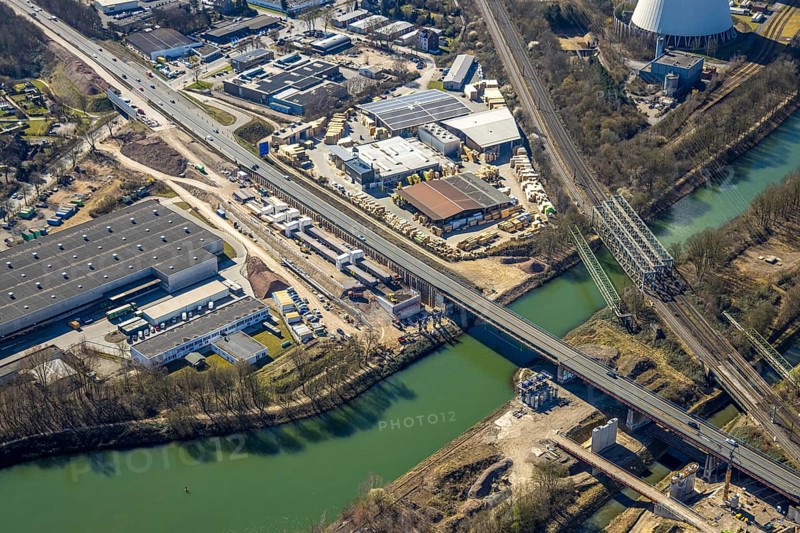 Aerial view, Rhine-Herne Canal, Emscher Bridge Rollbahn (Wanne-Eickel - Hamburg), motorway bridge A43, Baukau, Herne, Ruhr area, North Rhine-Westphalia, Germany, bridge, DE, Europe, canal, aerial view, aerial photography, aerial photography, overview, bird's-eye view, overview