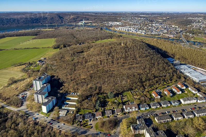 Aerial view, forest area Kaisberg and Freiherr-vom-Stein-Turm, skyscrapers at the edge of the forest, behind Ruhr viaduct and Herdecke at the river Ruhr, Vorhalle, Hagen, Ruhr area, North Rhine-Westphalia, Germany