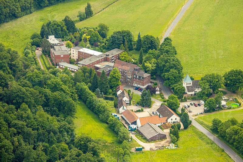 Aerial view, Haus Theresia residential home, Church of the Assumption, Hattingen, Ruhr area, North Rhine-Westphalia, Germany, place of worship, DE, Europe, religious community, place of worship, property tax, holy place, real estate, church, parish, denomination, aerial photograph, aerial photography, aerial photography, religion, religious site, overview, bird's eye view, residential complex, living and life, residential area, residential quality, residential neighbourhood, housing estate, residential district, birds-eyes view, overview