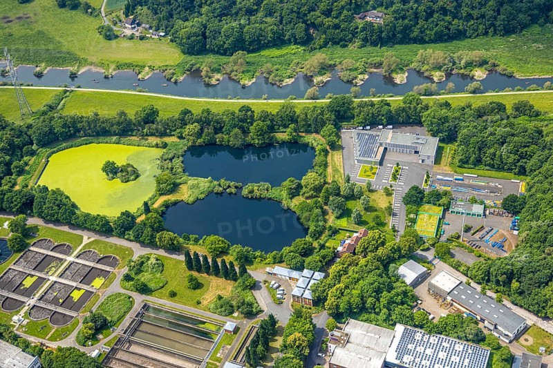 Aerial view, waterworks sewage treatment plant Hattingen (Ruhrverband), Stadtwerke Hattingen, Hattingen, Ruhr area, North Rhine-Westphalia, Germany, DE, Europe, sewage treatment plant, aerial view, aerial photography, aerial photography, overview, bird's-eye view, overview