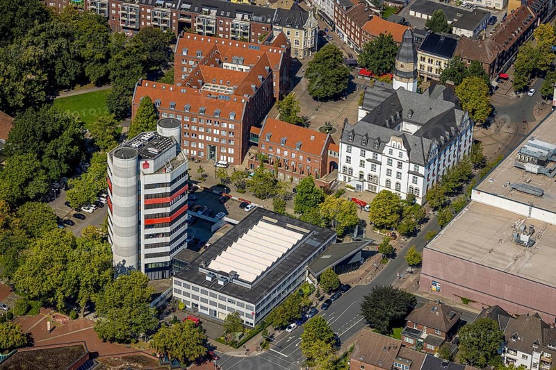 Aerial view, high-rise building Stadtsparkasse Gladbeck - head office, city administration town hall, Gladbeck, Ruhr area, North Rhine-Westphalia, Germany