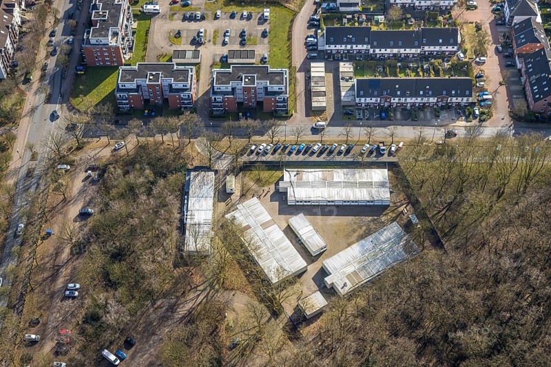 Aerial view, container village refugee accommodation on the Horster Straße fairground, Butendorf, Gladbeck, Ruhr area, North Rhine-Westphalia, Germany