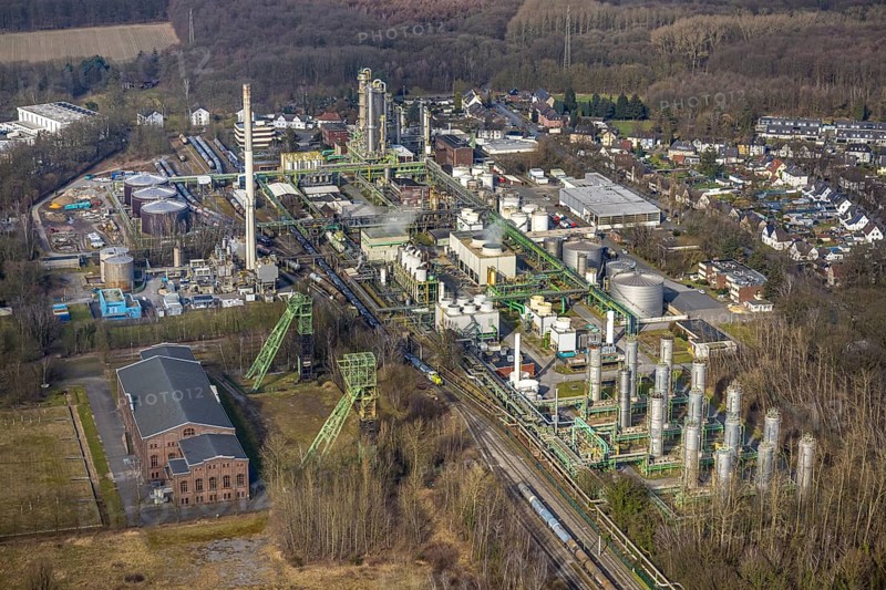 Aerial view, Zweckel machine hall and two headframes, Ineos Phenol chemical plant, Zweckel, Gladbeck, Ruhr area, North Rhine-Westphalia, Germany
