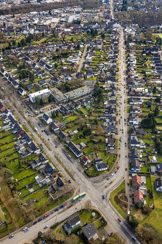 Aerial view, residential area local view district Rentfort, street crossing Kirchhellener Straße corner Josefstraße, residential houses with allotment garden, Rentfort, Gladbeck, Ruhr area, North Rhine-Westphalia, Germany