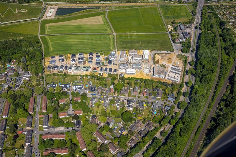 Aerial view, construction site and new housing estate WohnSiedlung Am Glückauf Park Hassel - Park des Wandels, Hassel, Gelsenkirchen, Ruhr area, North Rhine-Westphalia, Germany