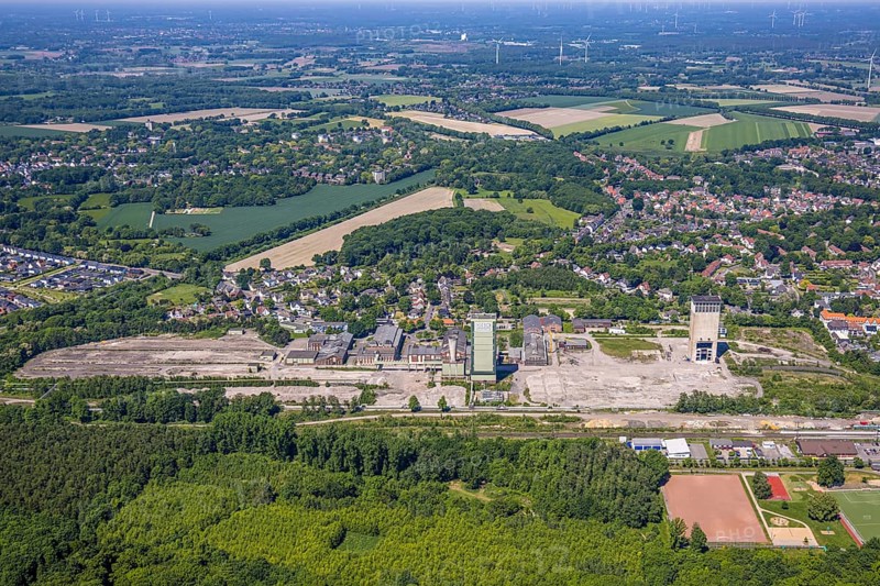 Aerial view, new Westerholt colliery, new neighbourhood for climate-friendly working and living, DSK Bergwerk Lippe, Hassel, Gelsenkirchen, Ruhr area, North Rhine-Westphalia, Germany