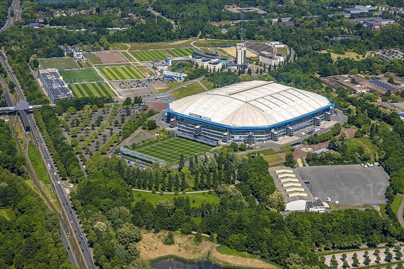 Aerial view, Berger Feld, Schalke Arena Park with Veltins Arena football stadium, Erle, Gelsenkirchen, Ruhr area, North Rhine-Westphalia, Germany