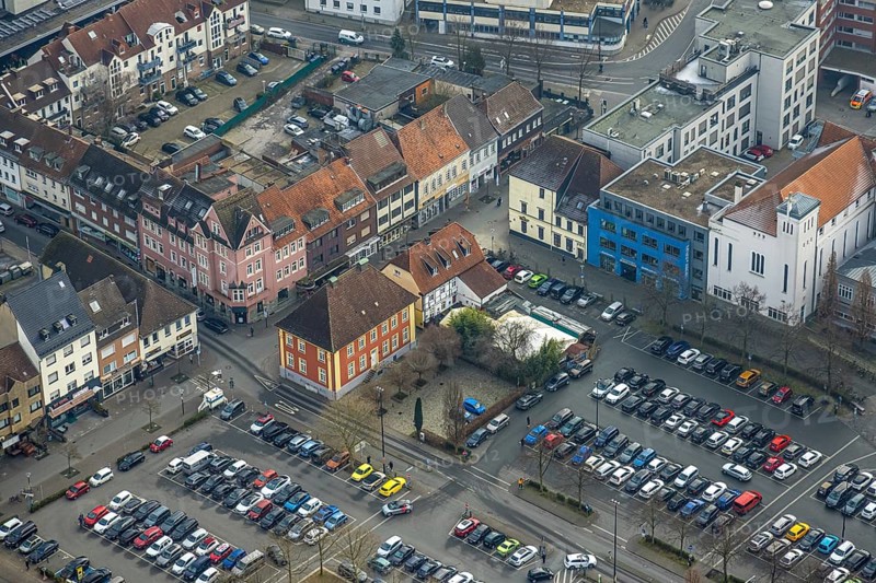 Aerial view, Santa-Monica-Platz car park, Königstraße car park and residential buildings, Haus Vorschulze event venue, Hammer Meile, Hotel Stadt Hamm, Pirats Club, Mitte, Hamm, Ruhr area, North Rhine-Westphalia, Germany