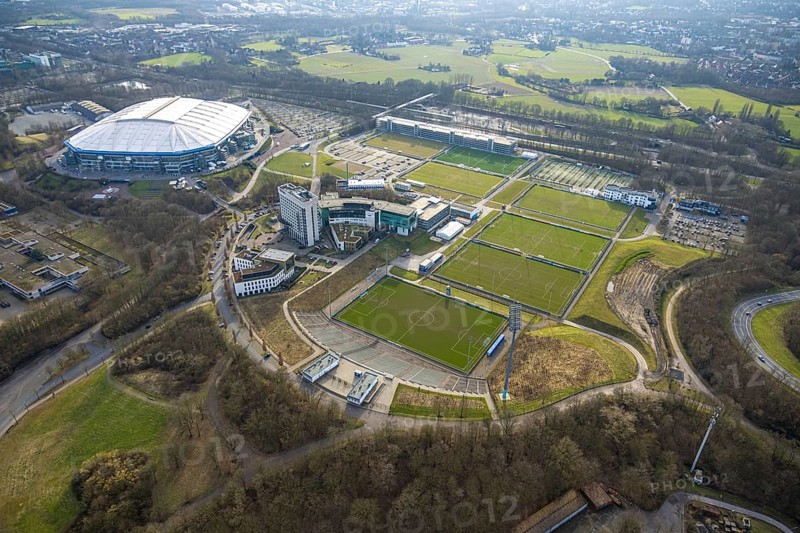 Aerial view, Bundesliga stadium Veltins-Arena of FC Schalke 04, also Arena AufSchalke football stadium, Berger Feld with training pitches and hotel facilities, Erle, Gelsenkirchen, Ruhr area, North Rhine-Westphalia, Germany