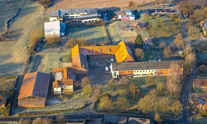 Aerial view, Strüverhof non-profit organisation, residential area housing estate Unterallen, district of Rhynern, Hamm, Ruhr area, North Rhine-Westphalia, Germany