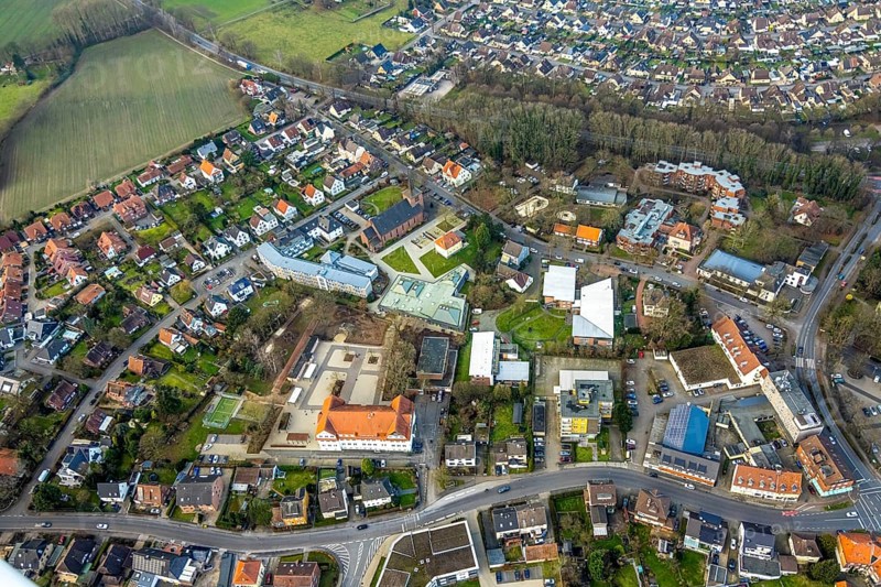 Aerial view, Herringen centre, Holzstraße residential area with Heilig Kreuz Catholic Church, St. Josef Caritas retirement home and Lessing School, Herringen district, Hamm, Ruhr area, North Rhine-Westphalia, Germany