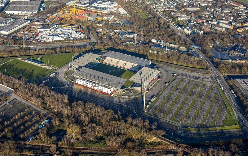Aerial view, football stadium at the Hafenstraße of the club Rot-Weiß Essen, 3rd Bundesliga, Essen-Borbeck, stands, Essen, Ruhr area, North Rhine-Westphalia, Germany