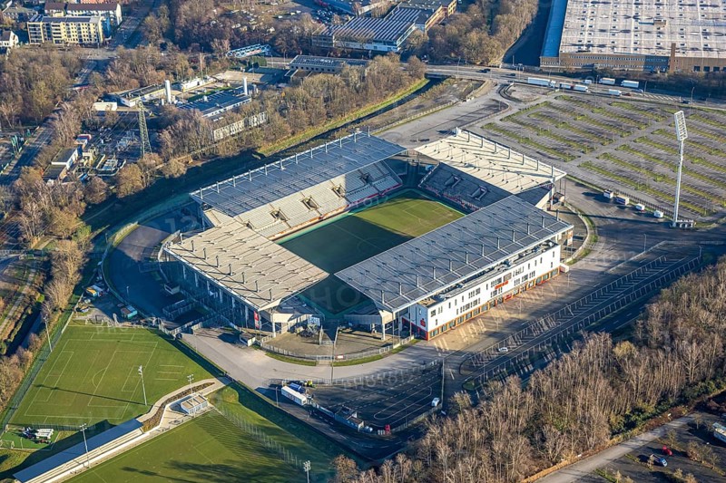 Aerial view, football stadium at the Hafenstraße of the club Rot-Weiß Essen, 3rd Bundesliga, Essen-Borbeck, stands, Essen, Ruhr area, North Rhine-Westphalia, Germany