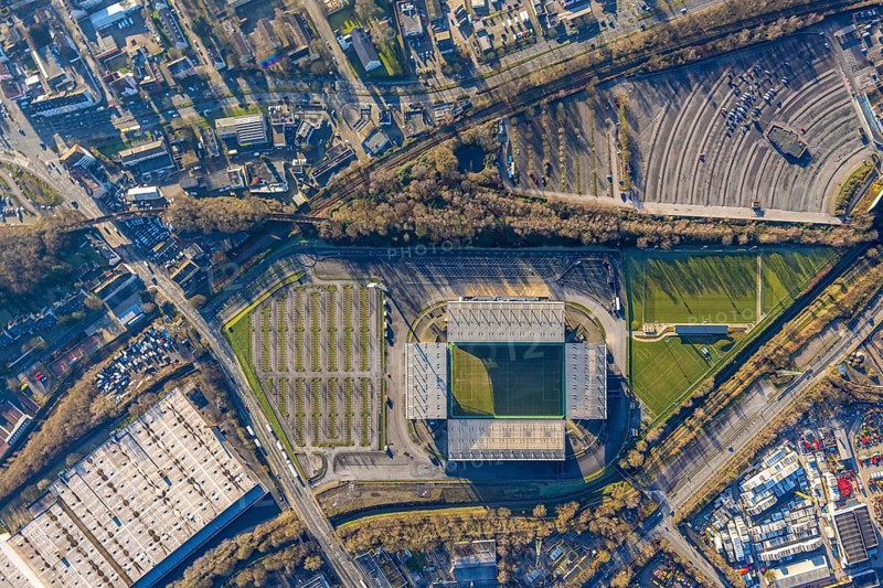 Aerial view, football stadium at the Hafenstraße of the club Rot-Weiß Essen, 3rd Bundesliga, Essen-Borbeck, stands, Essen, Ruhr area, North Rhine-Westphalia, Germany