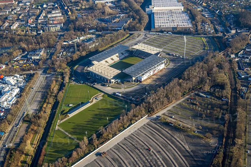 Aerial view, football stadium at the Hafenstraße of the club Rot-Weiß Essen, 3rd Bundesliga, Essen-Borbeck, stands, Essen, Ruhr area, North Rhine-Westphalia, Germany
