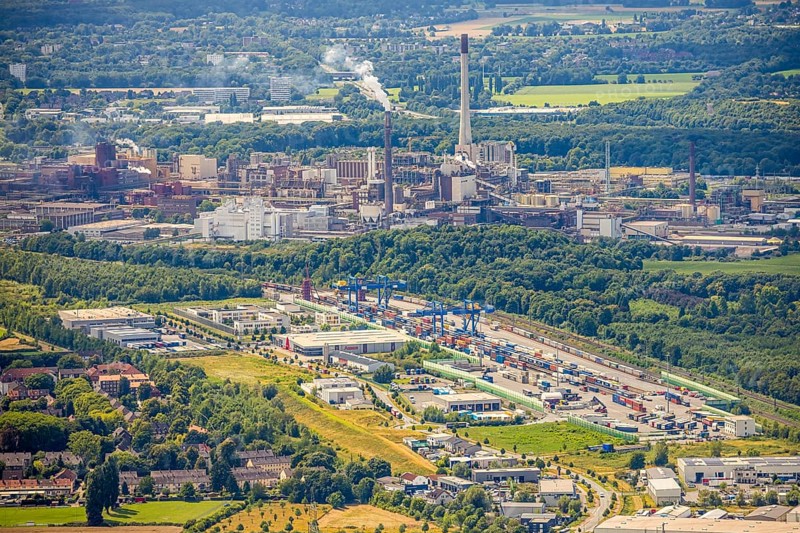 Aerial view, logport III (Drei) Hohenbudberg, Anssems trailer company building, Dahlingstraße terminal, behind Chempark Krefeld-Ürdingen, Friemersheim, Duisburg, Ruhr area, North Rhine-Westphalia, Germany