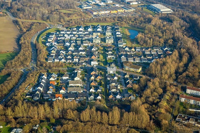 Aerial view, new housing estate on Sachsenring, Heessen district, Hamm, Ruhr area, North Rhine-Westphalia, Germany
