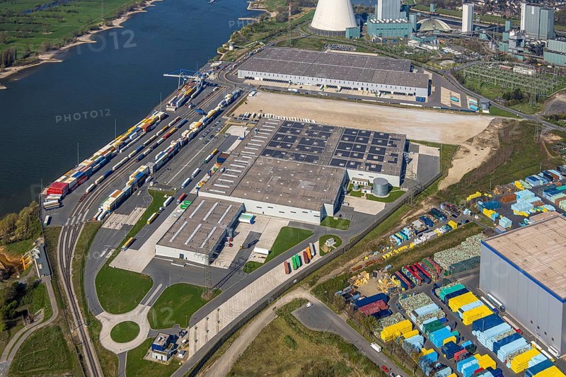 Aerial view, Duisburg-Nord, duisport logport VI Walsum, logport 6, STEAG Walsum power plant on the Rhine, Alt-Walsum, Duisburg, Ruhr area, North Rhine-Westphalia, Germany