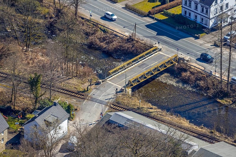 Aerial view, railway crossing Rehbecke and bridge over the river Volme, Volme bridge at the federal road B54, Dahl, Hagen, Ruhr area, North Rhine-Westphalia, Germany
