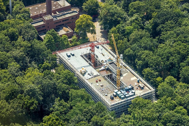 Aerial view, University of Duisburg-Essen (UDE) construction site with replacement new building of the university building LE, facades scaffolding, Carl-Benz-Straße, Neudorf-Nord, Duisburg, Ruhr area, North Rhine-Westphalia, Germany