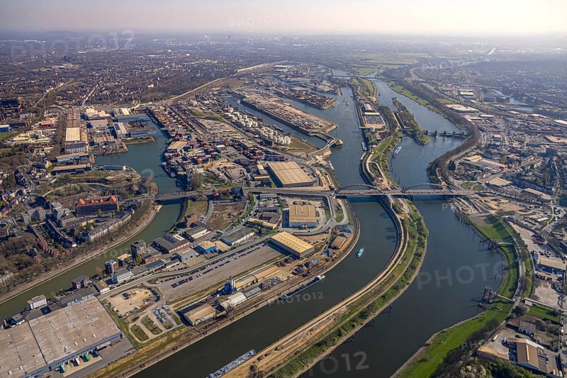 Aerial view, duisport harbour Duisburg, harbour area, steel island, oil island, coal island, container terminal and scrap island, raw material island, Pontwert island, Oberbürgermeister-Karl-Lehr-Brücke bridge, Ruhr lock and Ruhr weir, Ruhrort, view of Duisburg, Ruhr area, North Rhine-Westphalia, Germany