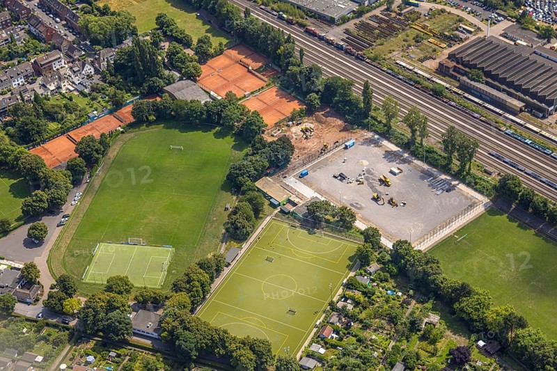 Aerial view, sports centre with football stadium, hockey pitch and tennis courts Preußen Duisburg, sports grounds SV Duissern 1923, Duissern, Duisburg, Ruhr area, North Rhine-Westphalia, Germany