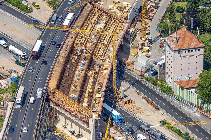 Aerial view, Kaiserberg motorway junction with major construction site, Werthacker bunker, Duissern, Duisburg, Ruhr area, North Rhine-Westphalia, Germany