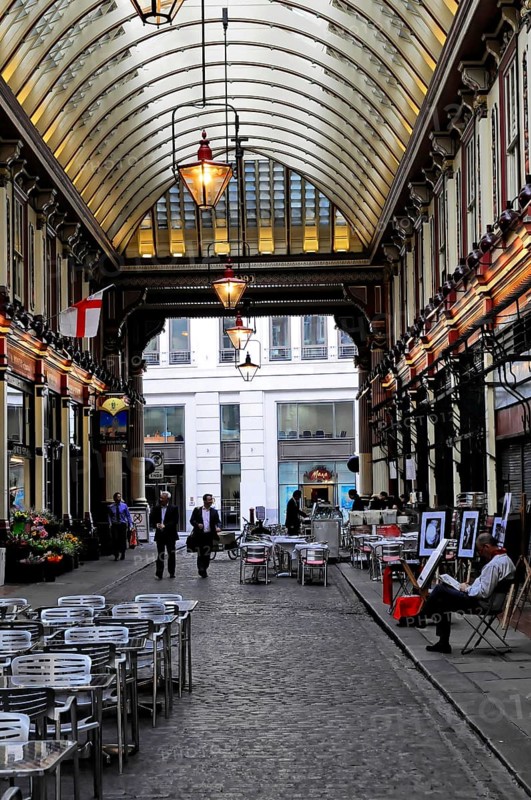Interior view, Leadenhall Market, London, England, United Kingdom, Covered arcade street with seating and elegant lights, London, England, United Kingdom