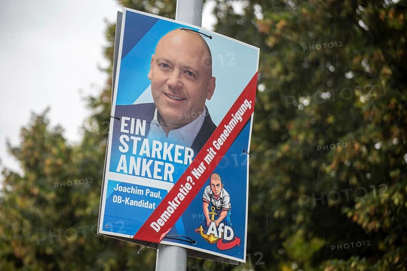 Election poster for Joachim Paul (AfD) in Ludwigshafen. The city's election committee has refused the AfD politician's candidature. A sticker with the text DEMOCRACY? ONLY WITH AUTHORISATION