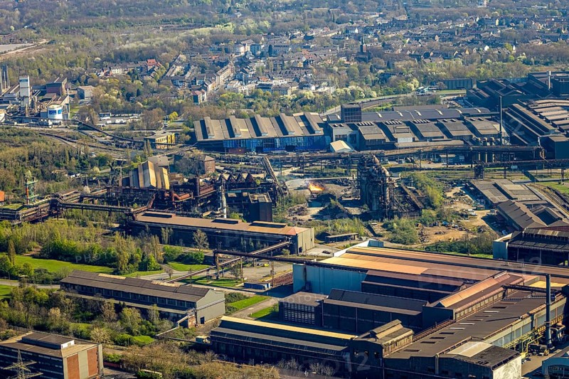Aerial view, ArcelorMittal Hochfeld GmbH steel wire plant, dumping of red-hot material, Laar, Duisburg, Ruhr area, North Rhine-Westphalia, Germany
