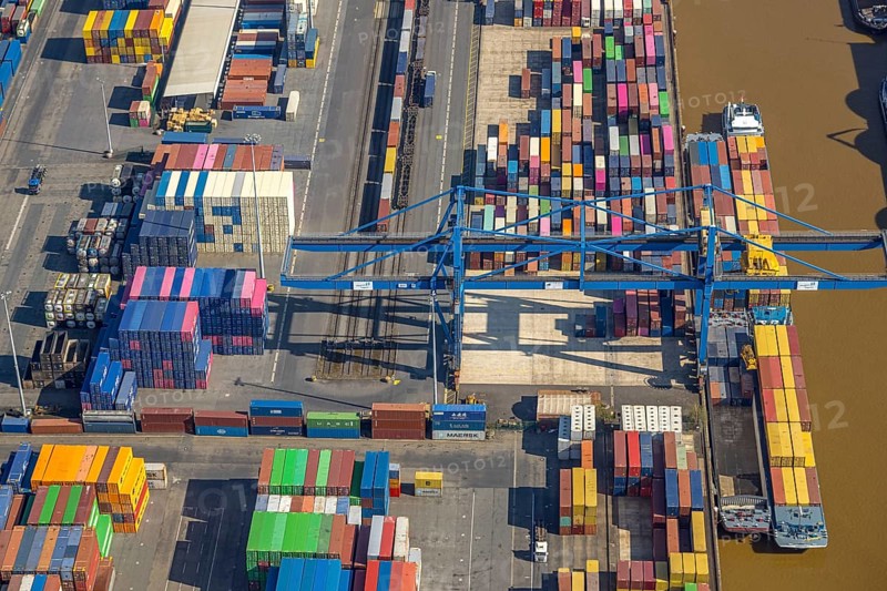 Aerial view, duisport port, logport I Rheinhausen, container port, Duisburg port D3T Duisburg Trimodal Terminal, container terminal and container ship, automobile logistics, Friemersheim, Duisburg, Ruhr area, North Rhine-Westphalia, Germany
