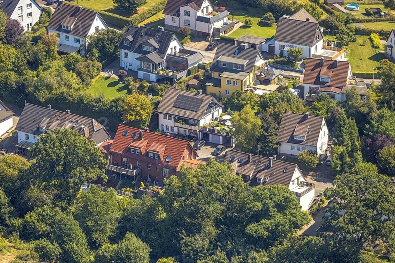 Aerial view, residential building with solar roof on Wiesenstraße, Höferhof, Kierspe, Sauerland, North Rhine-Westphalia, Germany, DE, roof with solar panels, Europe, property tax, real estate, aerial view, aerial photography, aerial photography, photovoltaic system, Ruhr area, solar, solar system, solar roof, solar energy, solar panels, solar power system, overview, bird's eye view, residential complex, living and life, residential area, residential quality, residential neighbourhood, housing estate, residential area, birds-eyes view, overview