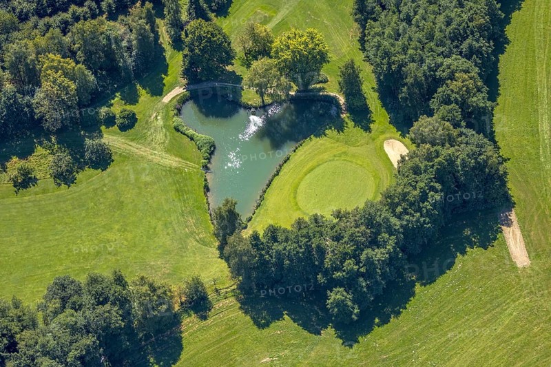 Aerial photo, golf meadow Golfclub Varmert e.V., heart-shaped pond, Elbringhausen, Kierspe, Sauerland, North Rhine-Westphalia, Germany, DE, Europe, golf, golf course, golf club, golf meadow, aerial photo, aerial photography, aerial photography, Ruhr area, sand bunker, sport, overview, bird's-eye view, overview